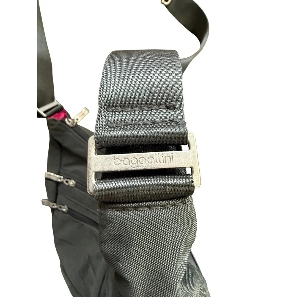 Baggallini crossbody travel